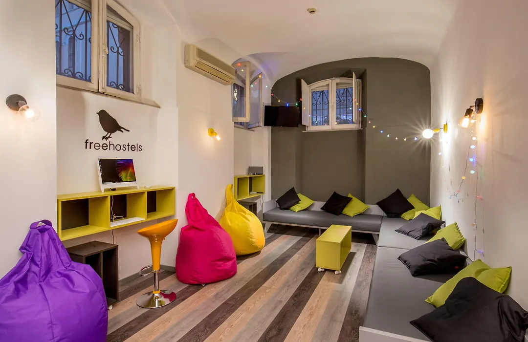 Free Hostels Roma-1