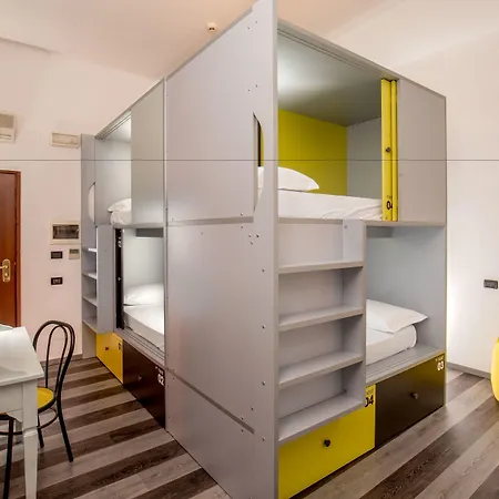 Free Hostels Roma-2